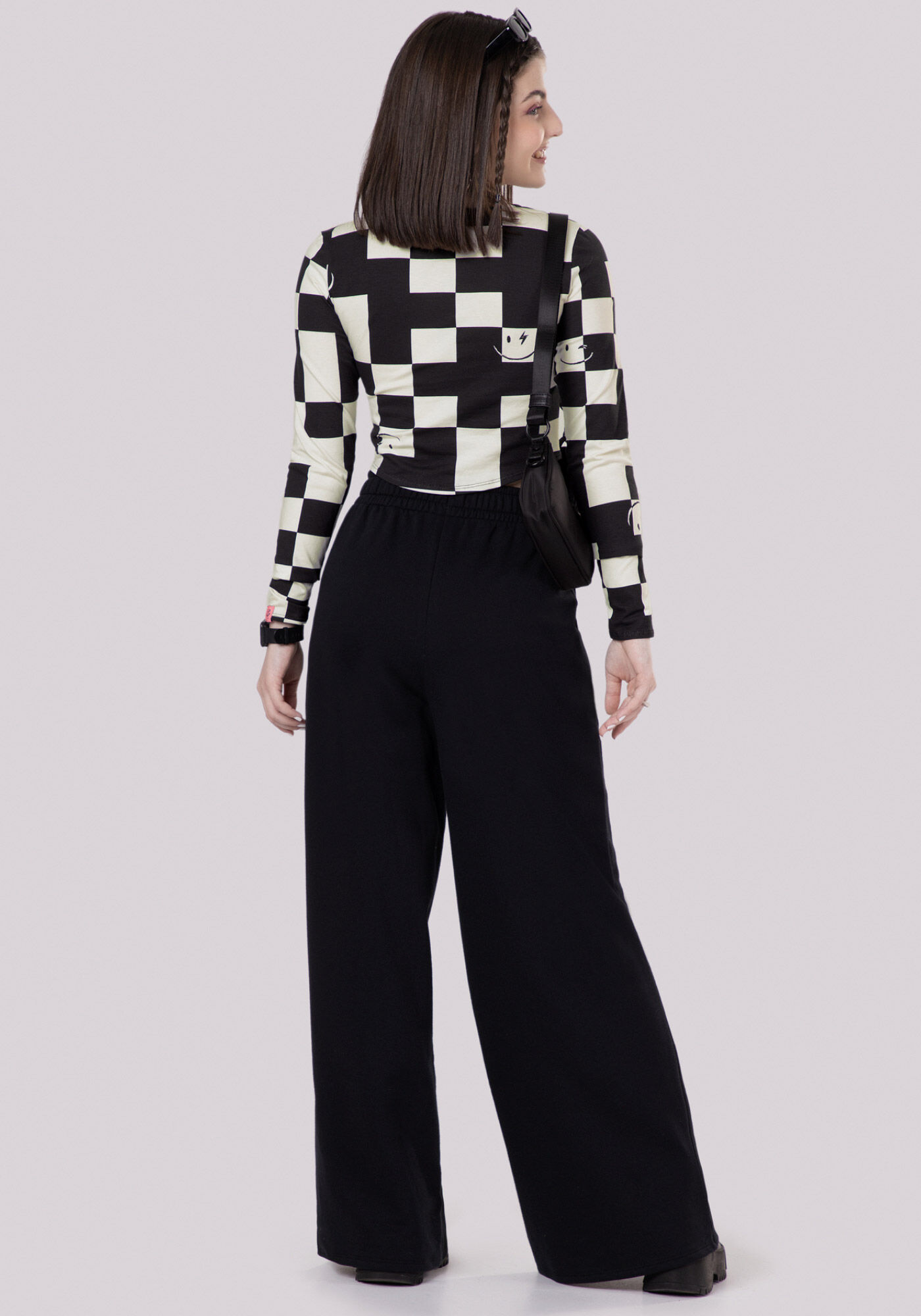 Blusa Manga Longa Juvenil com Estampa Grid, FUNNY GRID PRETO, large.