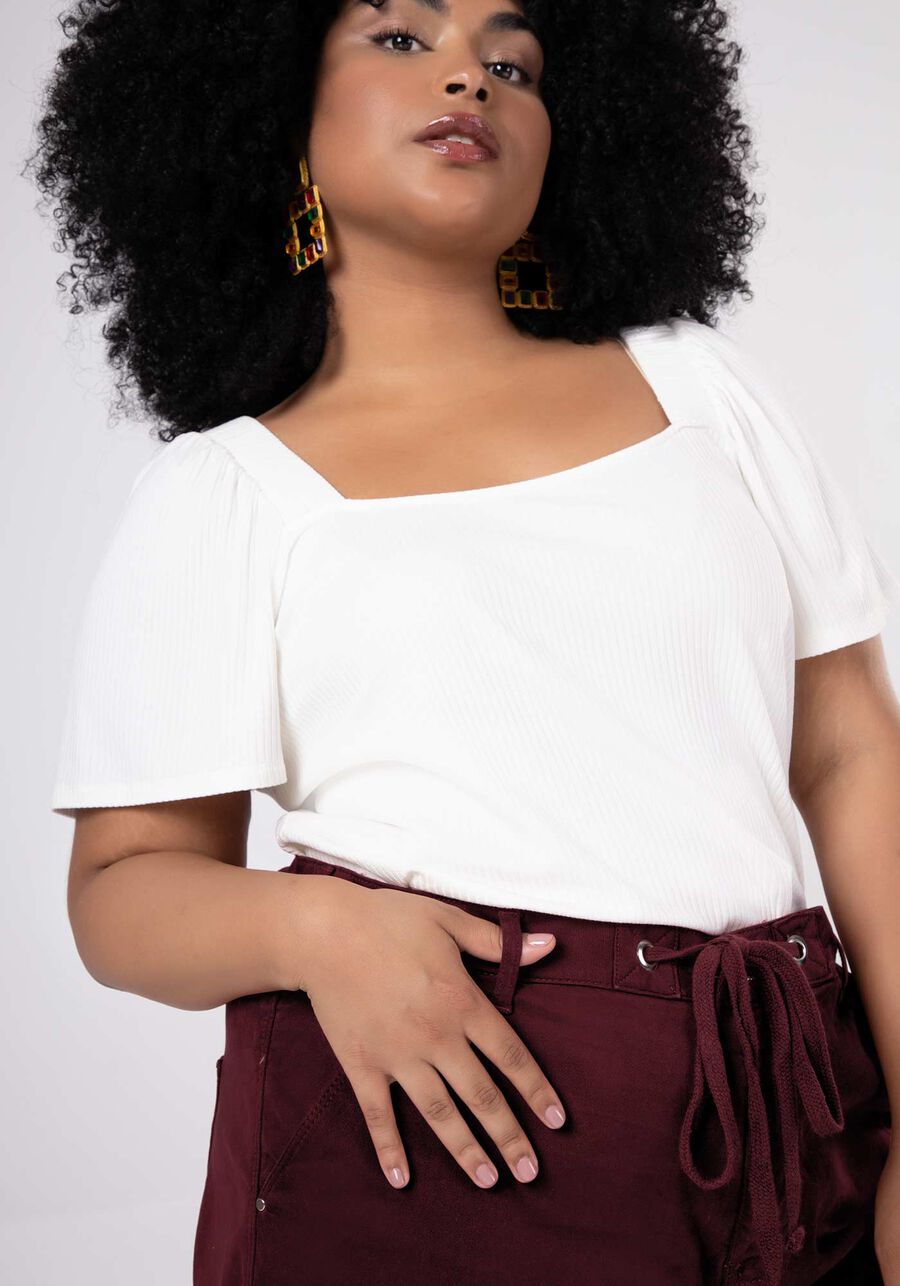 Shorts Boyfriend Plus Size Com Bolsos Em Sarja Com Elastano, . Shorts Boyfriend Plus Size Com Bolsos Em Sarja Com Elastano, , large.