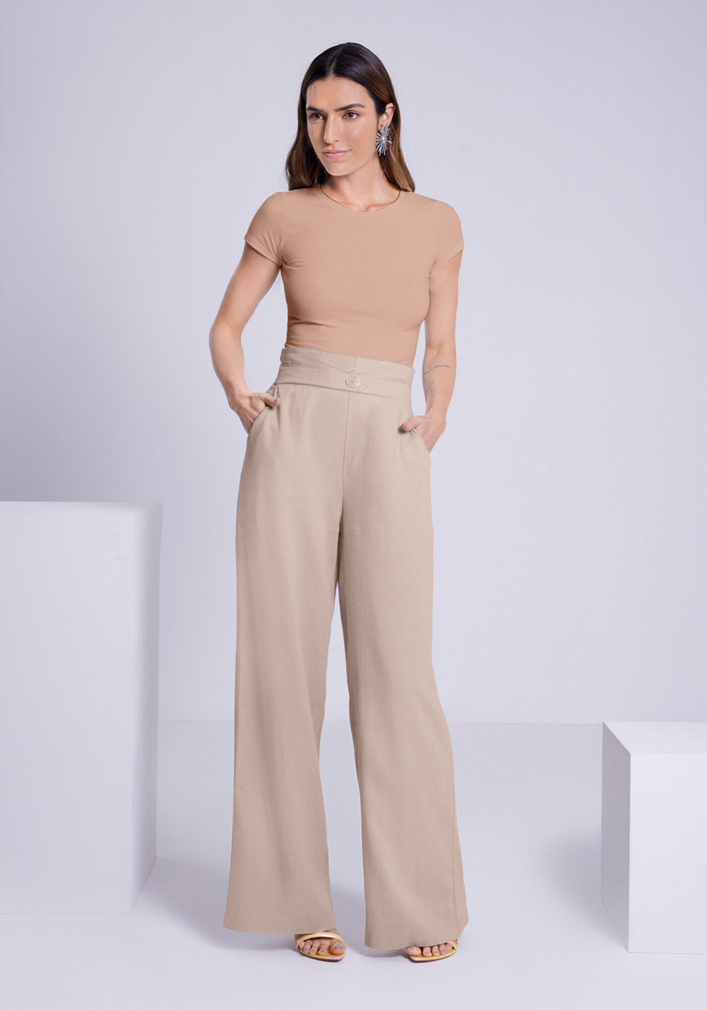 Blusa B&aacute;sica de Mangas Curtas Em Malha De Algod&atilde;o E Elastano, , large.