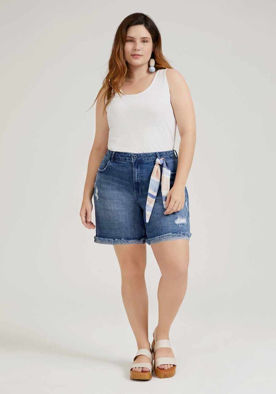 Bermuda Jeans Boyfriend Plus Size com Lenço, JEANS. Bermuda Jeans Boyfriend Plus Size com Lenço, JEANS, large.