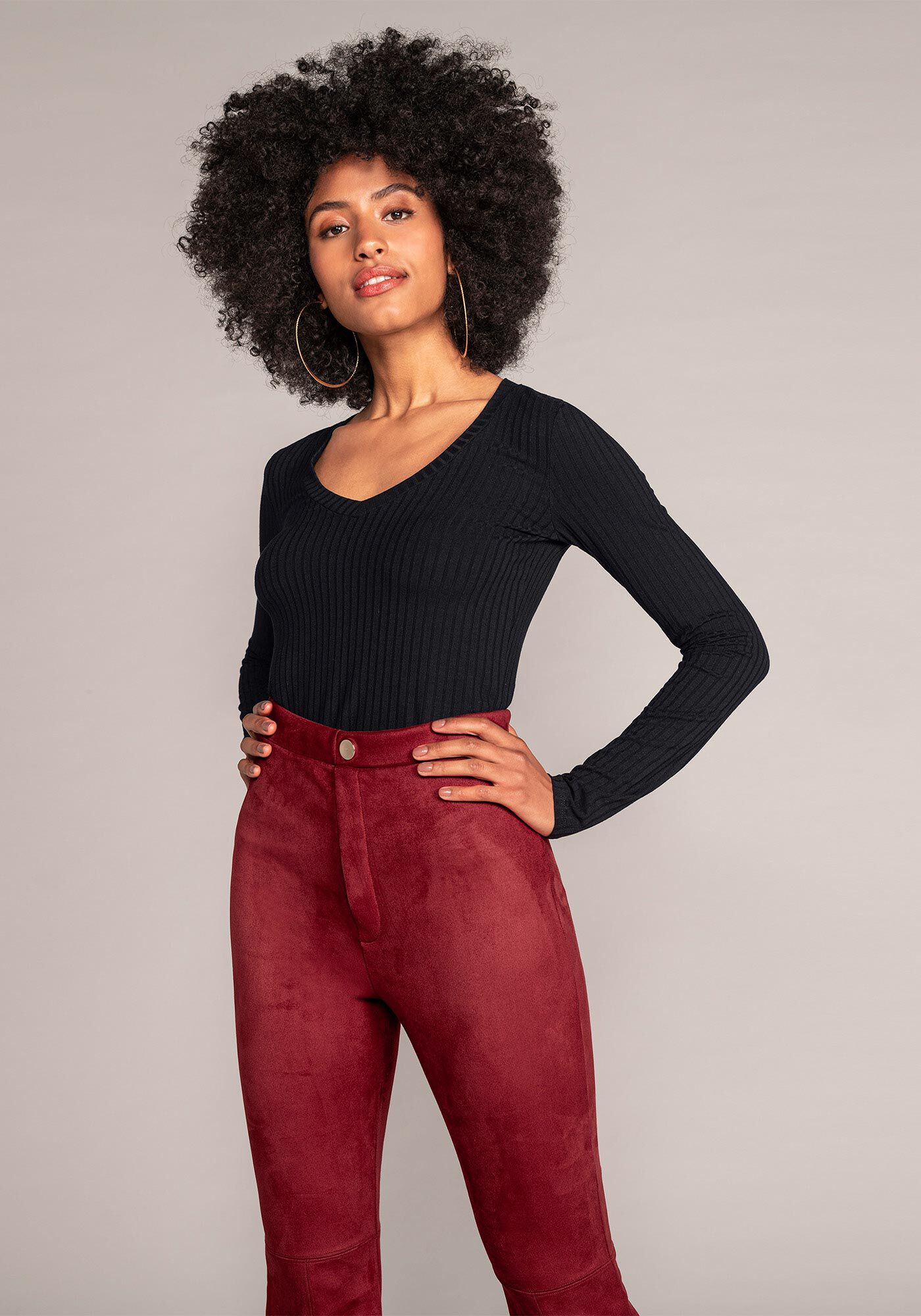 Calça top flare bordo