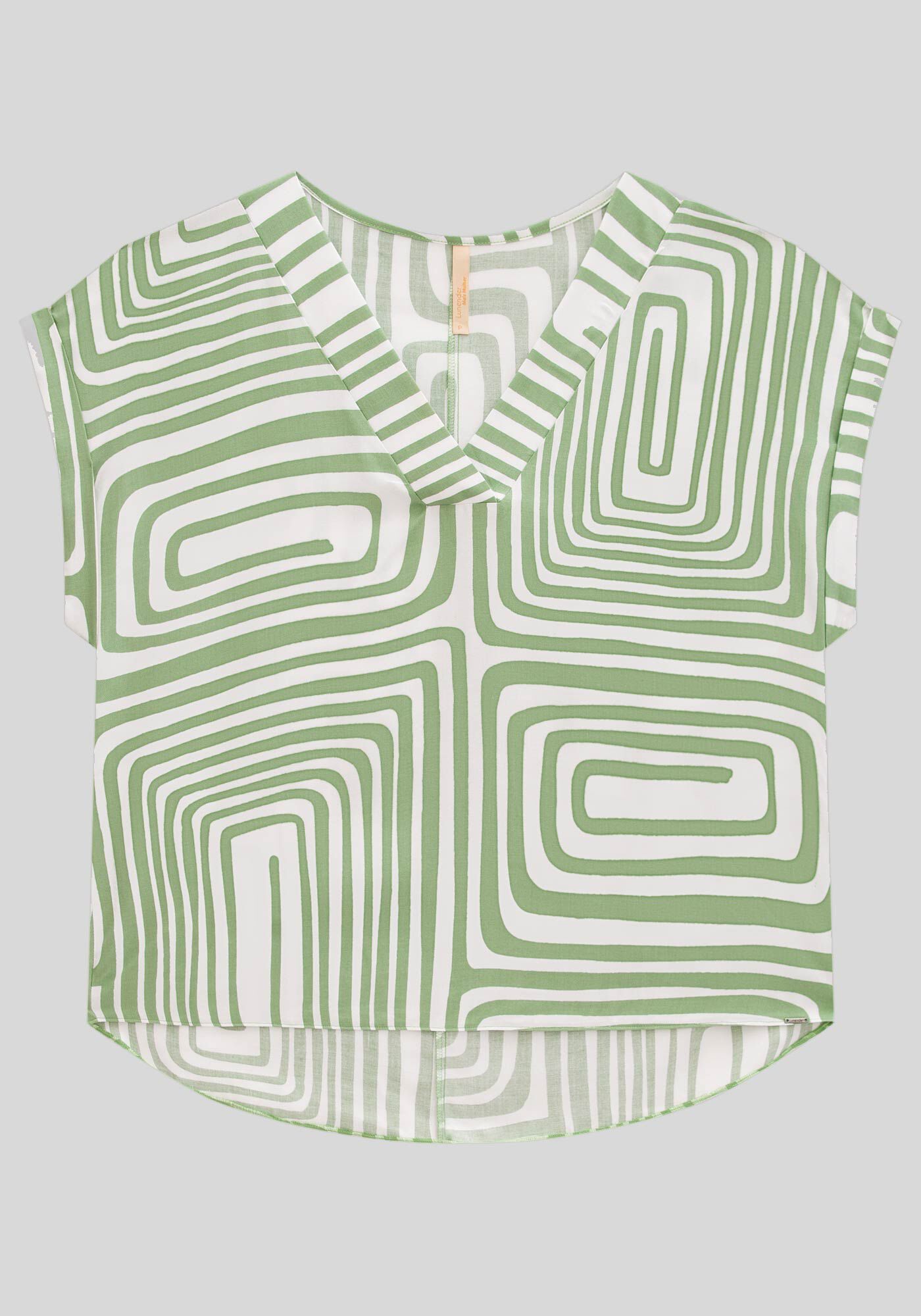 Blusa Plus Size Estampada em Viscose com Decote V, , large.