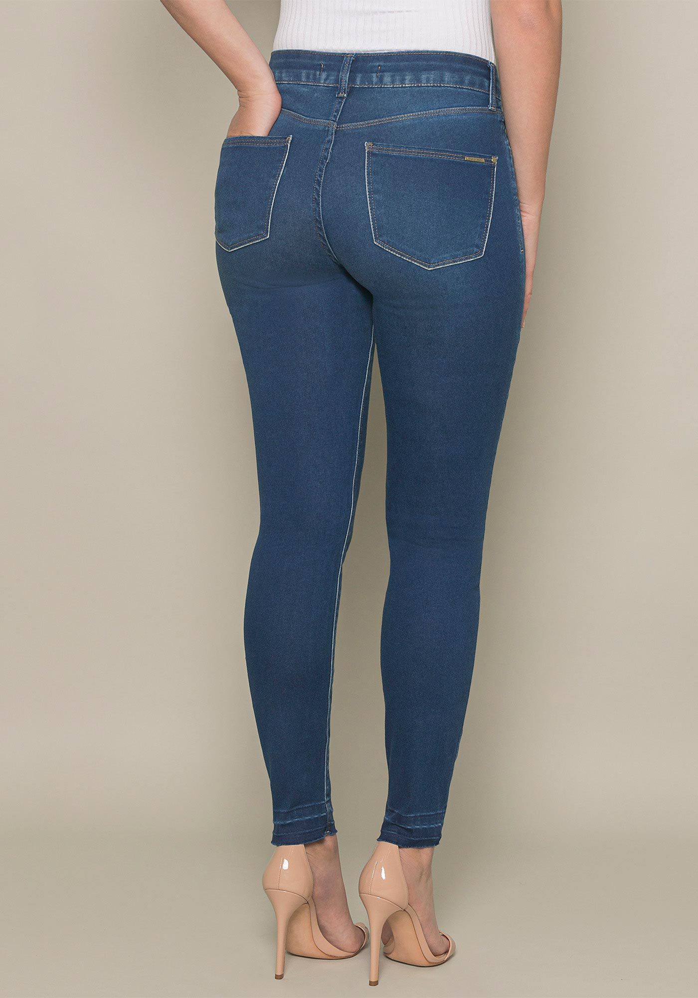 Calça com elastano laceia on sale
