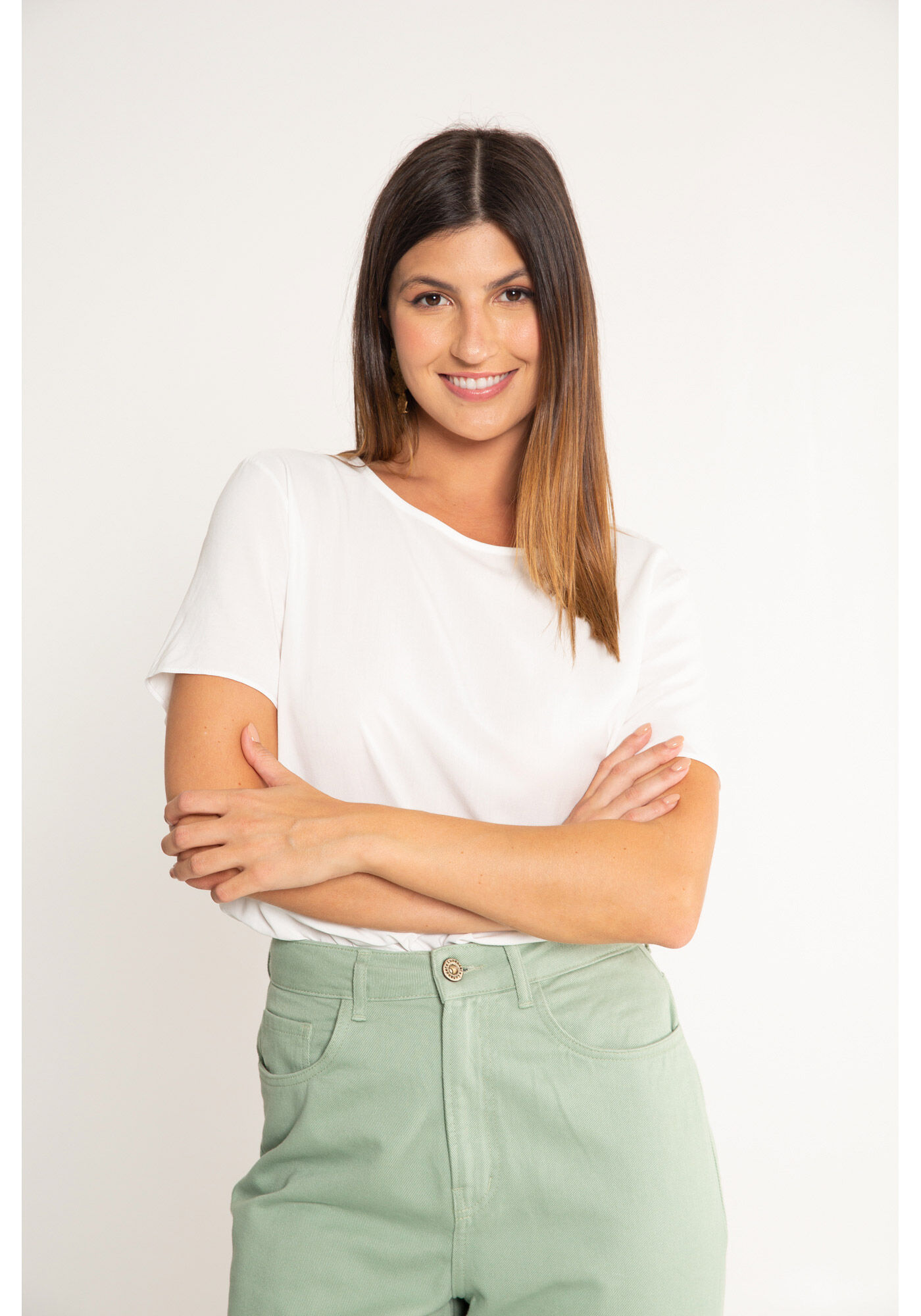 Blusa basica top branca manga curta