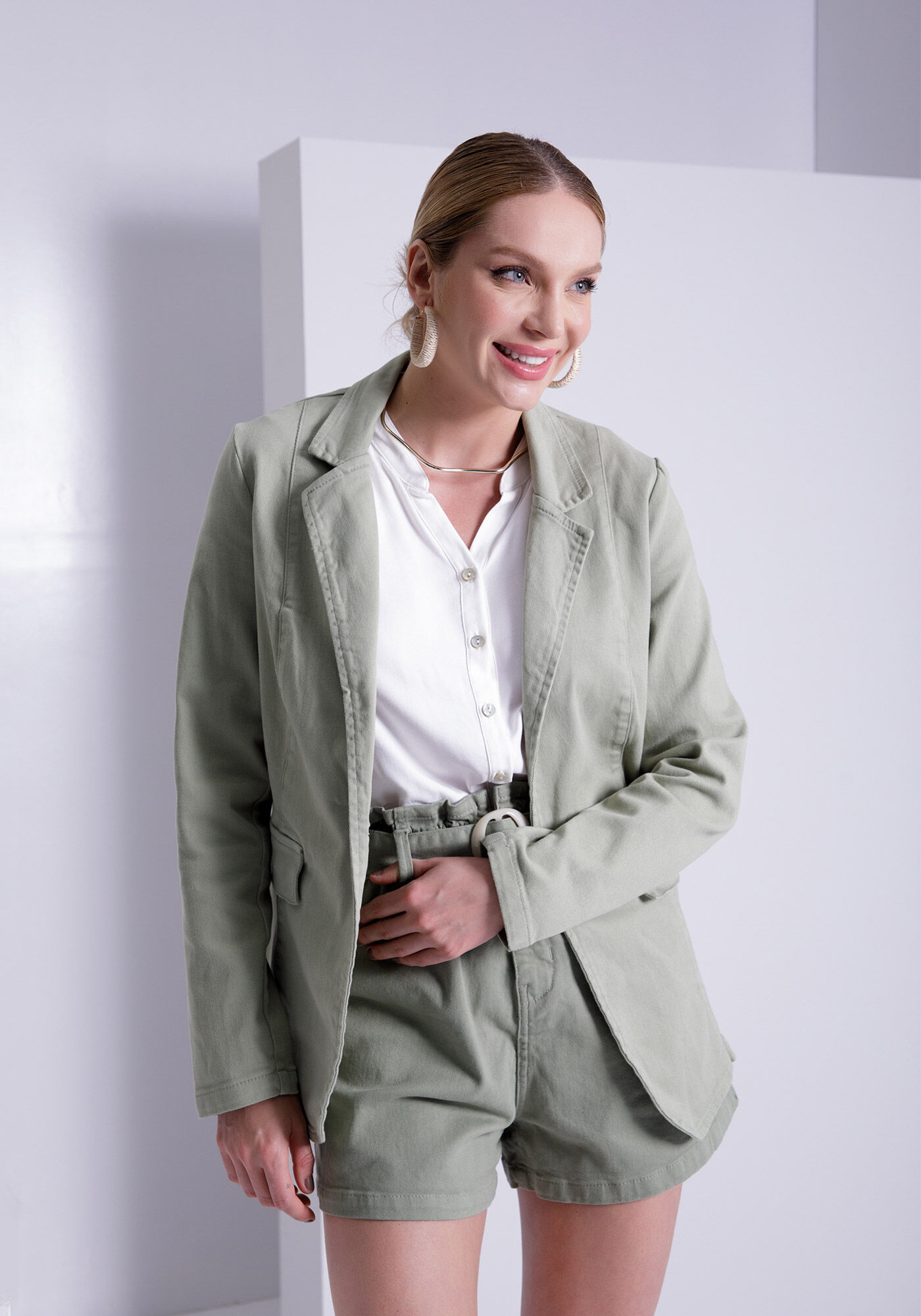 Blazer Sarja Alfaiataria com Elastano, VERDE CORAL, large.