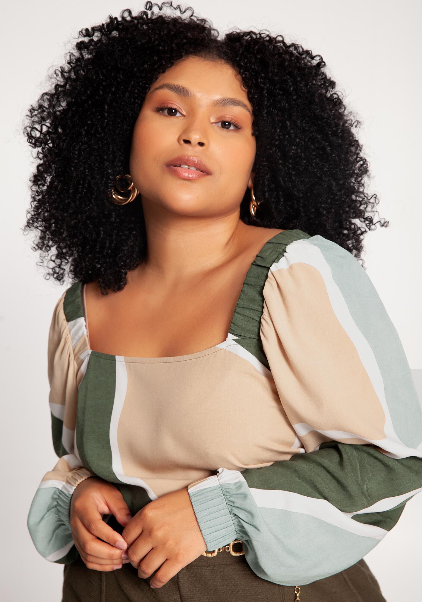 Calça de tecido estampada plus size online