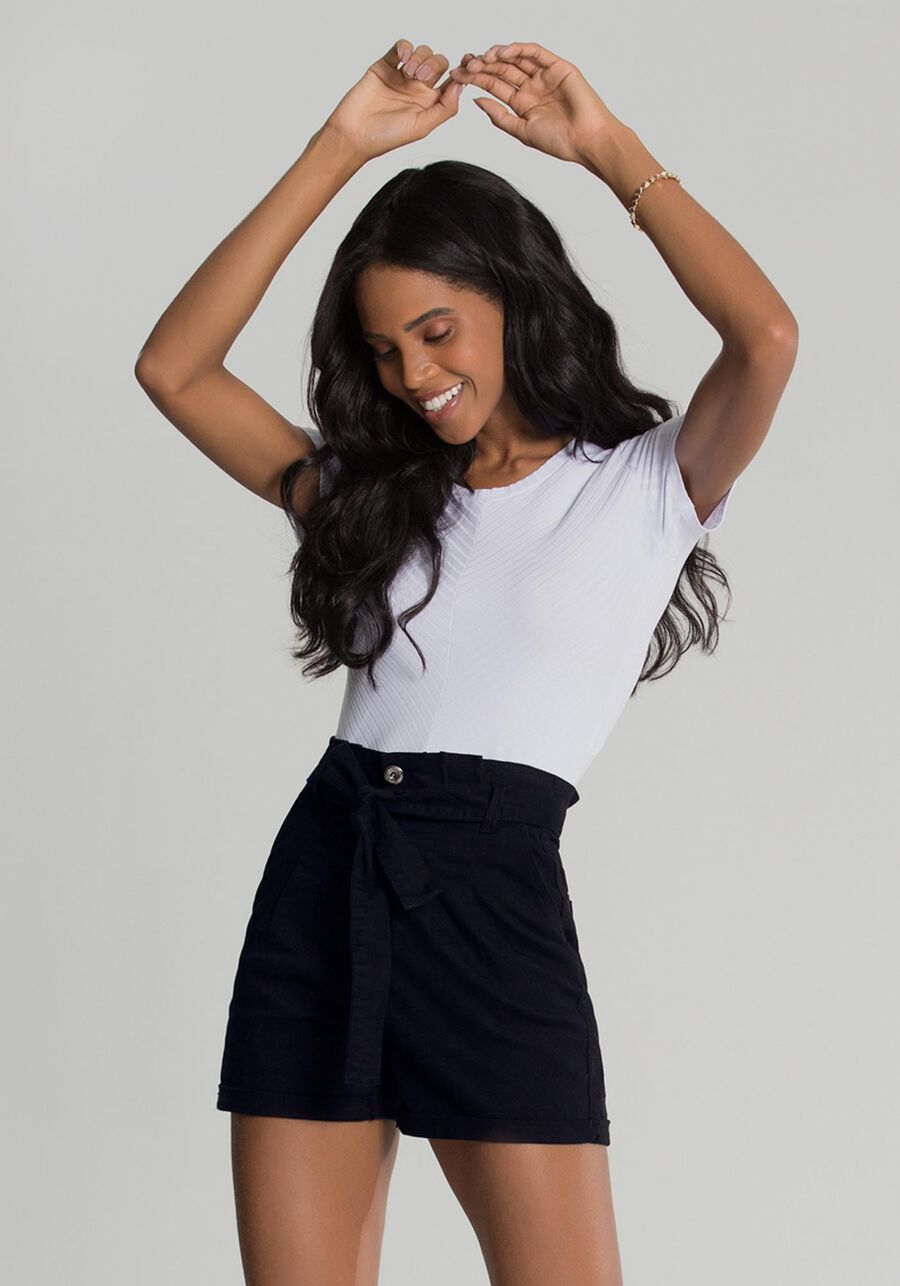 Shorts Sarja Clochard com Cinto, PRETO REATIVO. Shorts Sarja Clochard com Cinto, PRETO REATIVO, large.