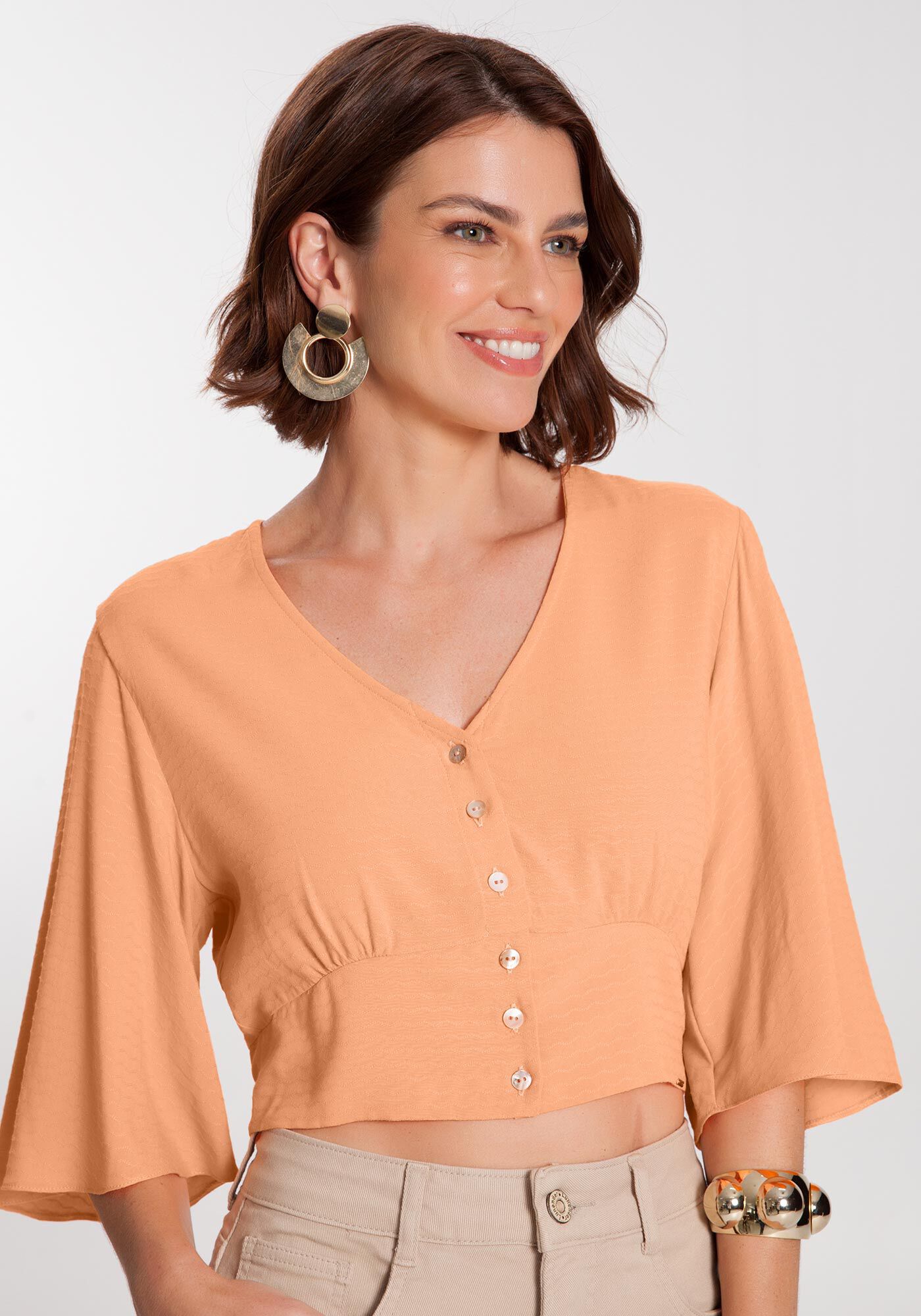 Camisa Cropped em Viscose com Manga 3 4 Flare Lunender