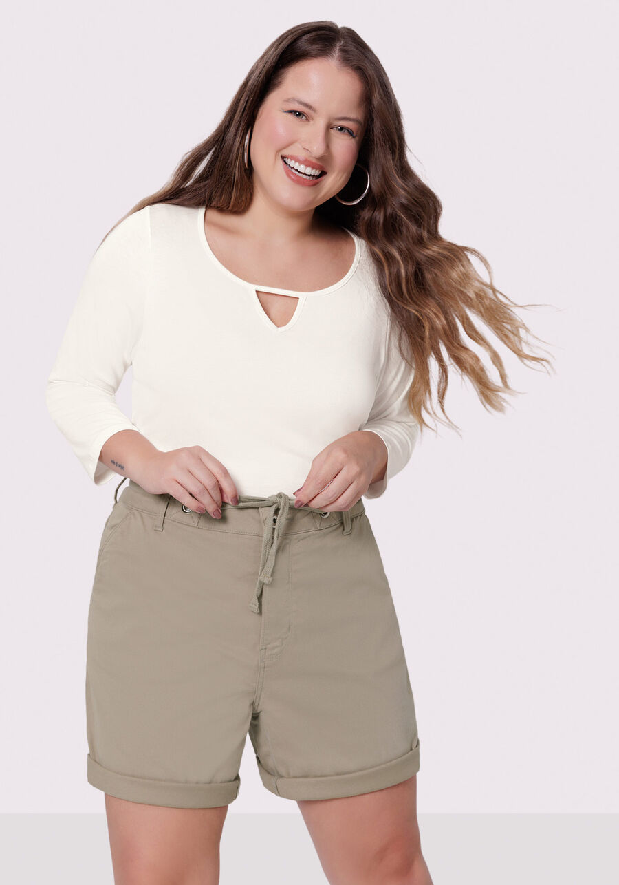 Shorts Boyfriend Plus Size Com Bolsos Em Sarja Com Elastano, . Shorts Boyfriend Plus Size Com Bolsos Em Sarja Com Elastano, , large.