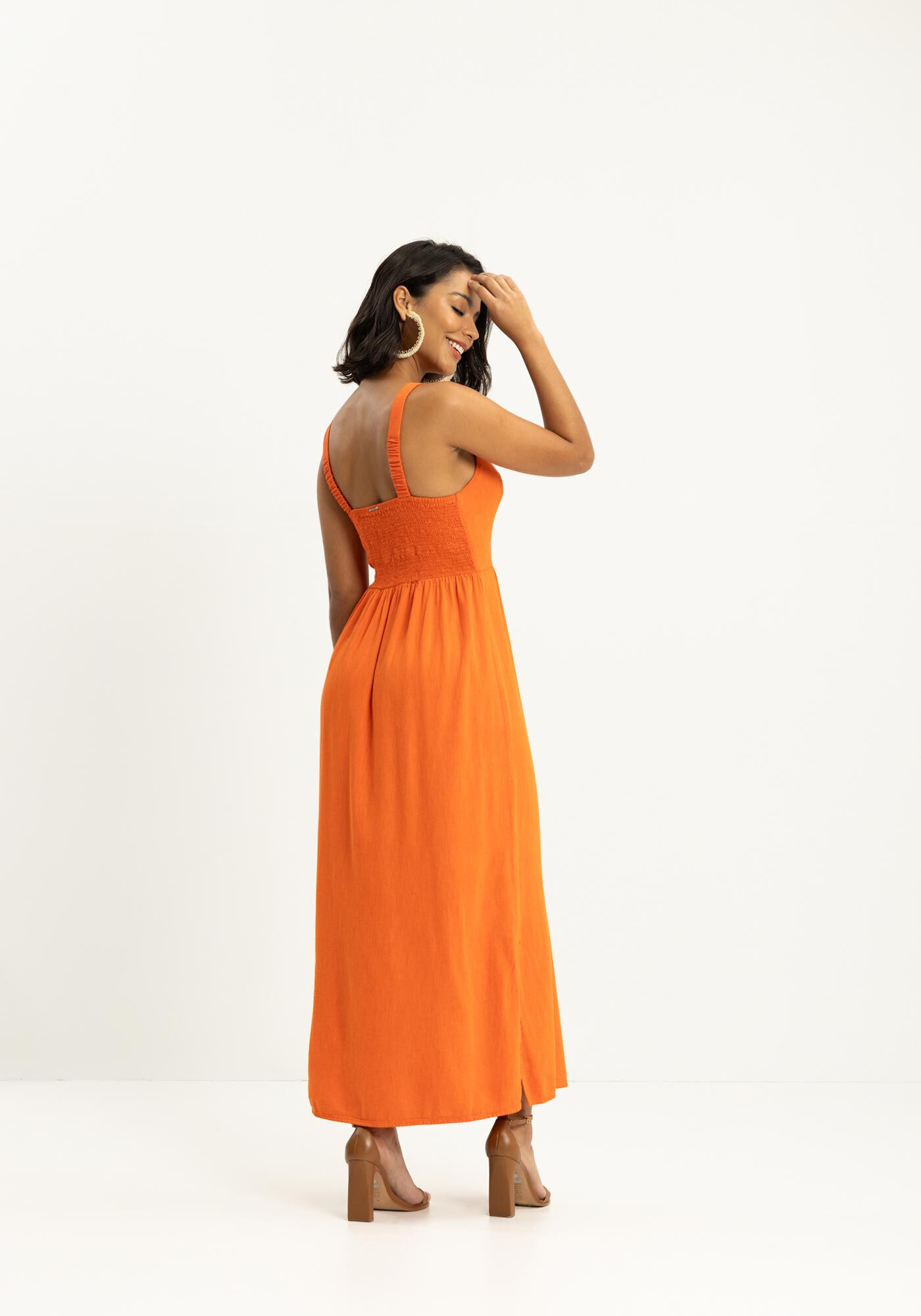 Vestido Longo De Al&ccedil;as Em Linho Com El&aacute;stico Posterior, , large.