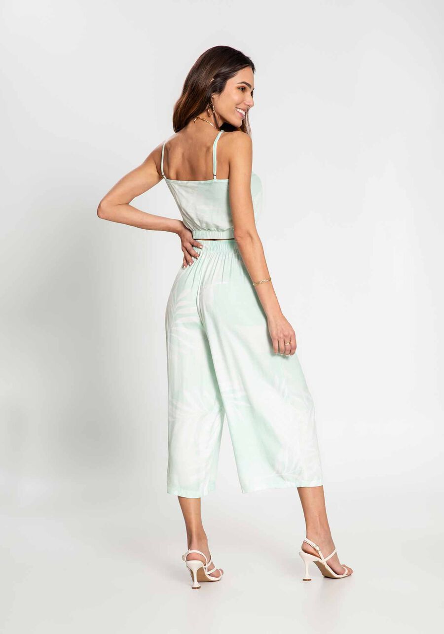 Calça Pantacourt Viscose Folhagens, VERDE COCKATOO. Calça Pantacourt Viscose Folhagens, VERDE COCKATOO, large.