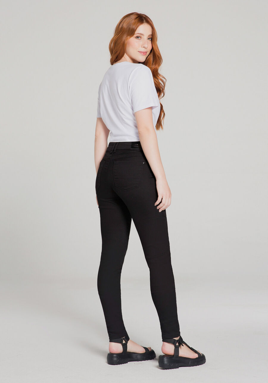 Calça Skinny De Cintura Média Em Sarja Amaciada Com Elastano, PRETO REATIVO. Calça Skinny De Cintura Média Em Sarja Amaciada Com Elastano, PRETO REATIVO, large.