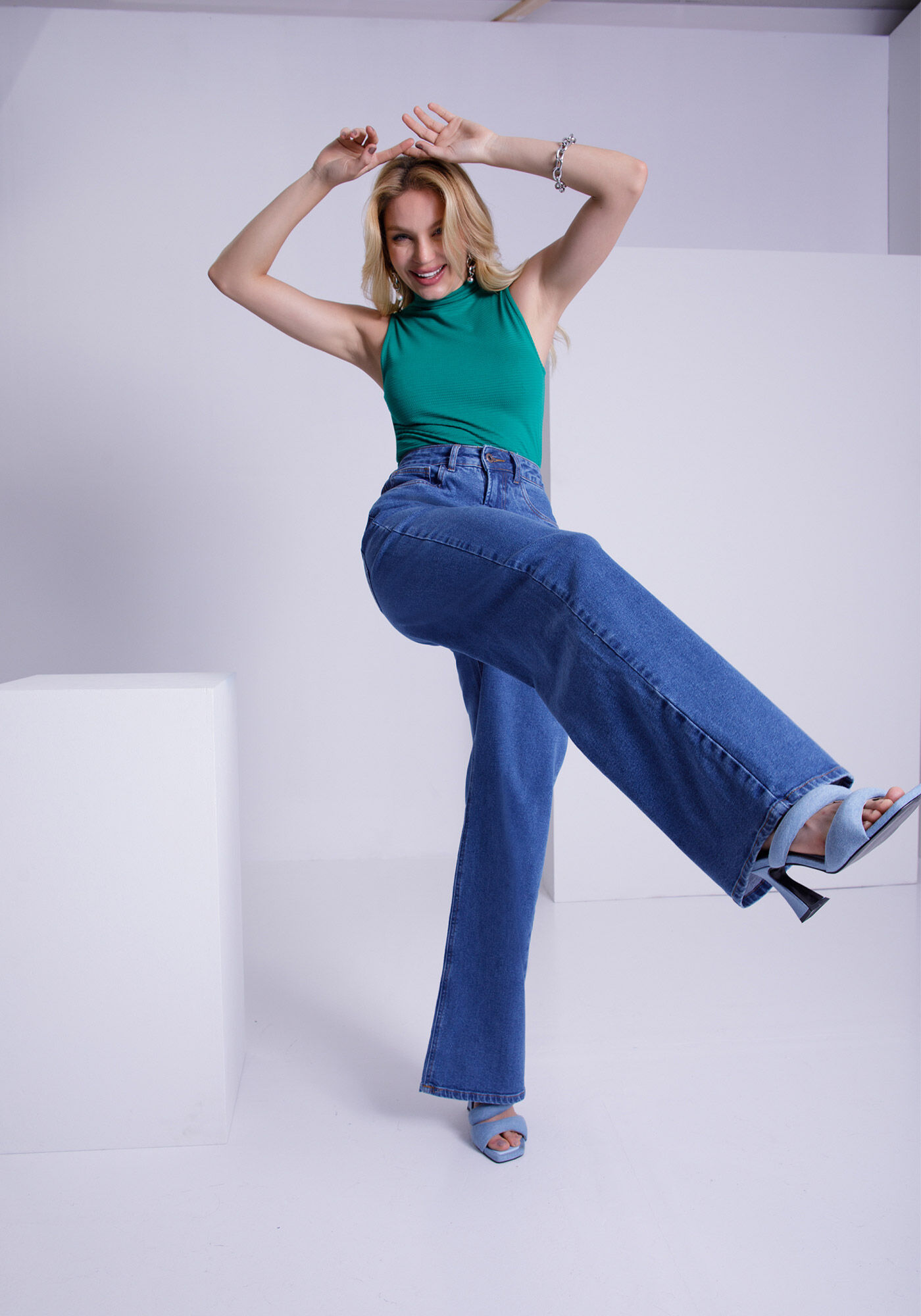 Cal&ccedil;a Jeans Wide Leg Chapa Barriga, , large.