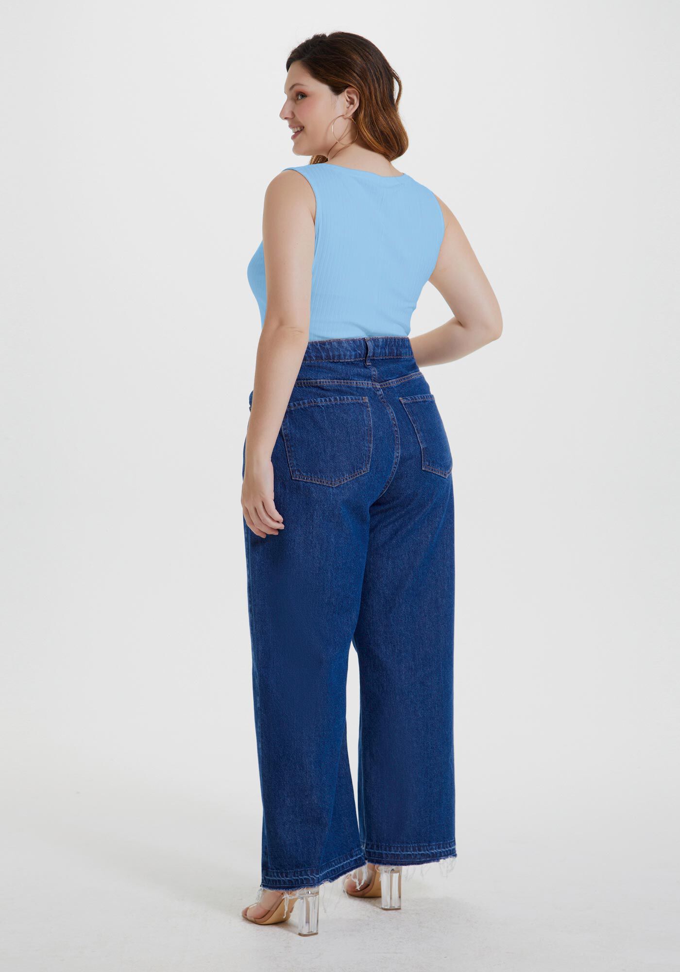 Blusa Regata Canelada De Al&ccedil;as Largas Em Malha De Viscose, , large.