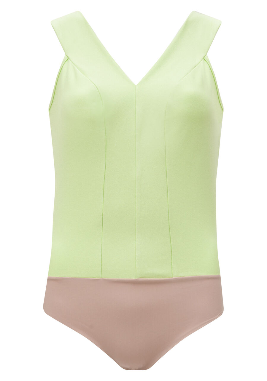 Body De Alças Largas Com Decote V E Recortes Em Malha Crepe, VERDE NAMIBIA. Body De Alças Largas Com Decote V E Recortes Em Malha Crepe, VERDE NAMIBIA, large.