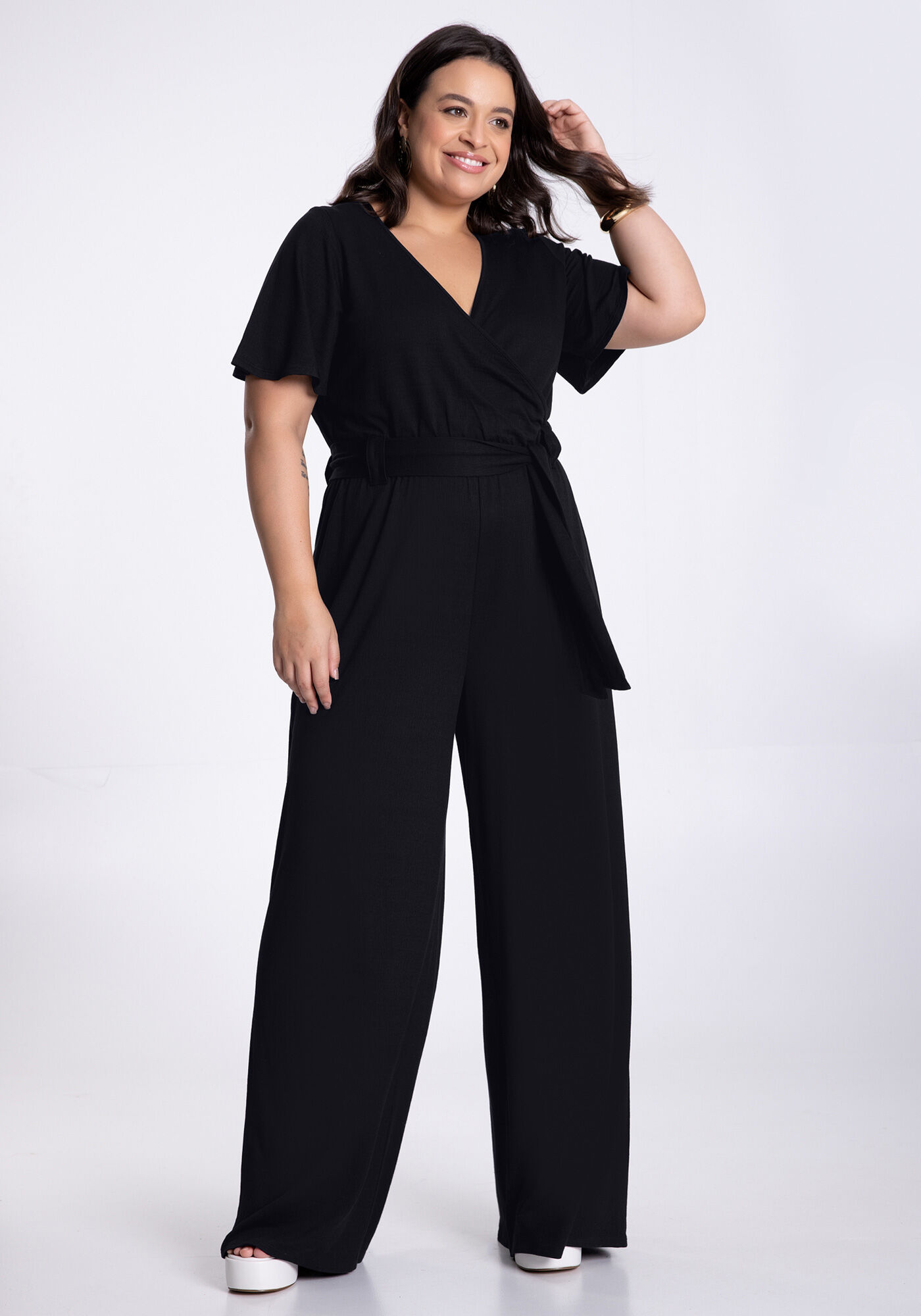 Macacão preto sales plus size