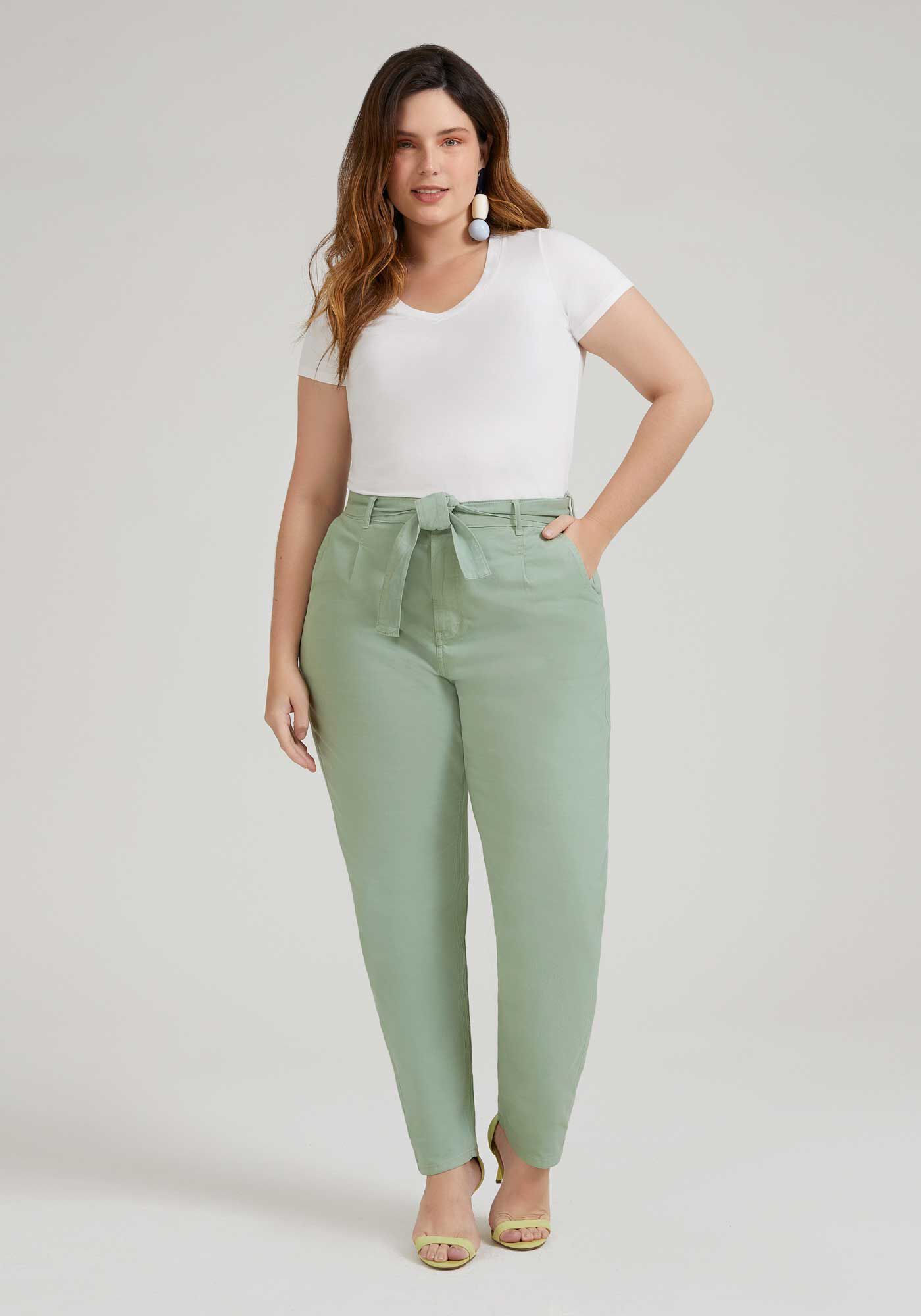 Calça de sales sarja plus size