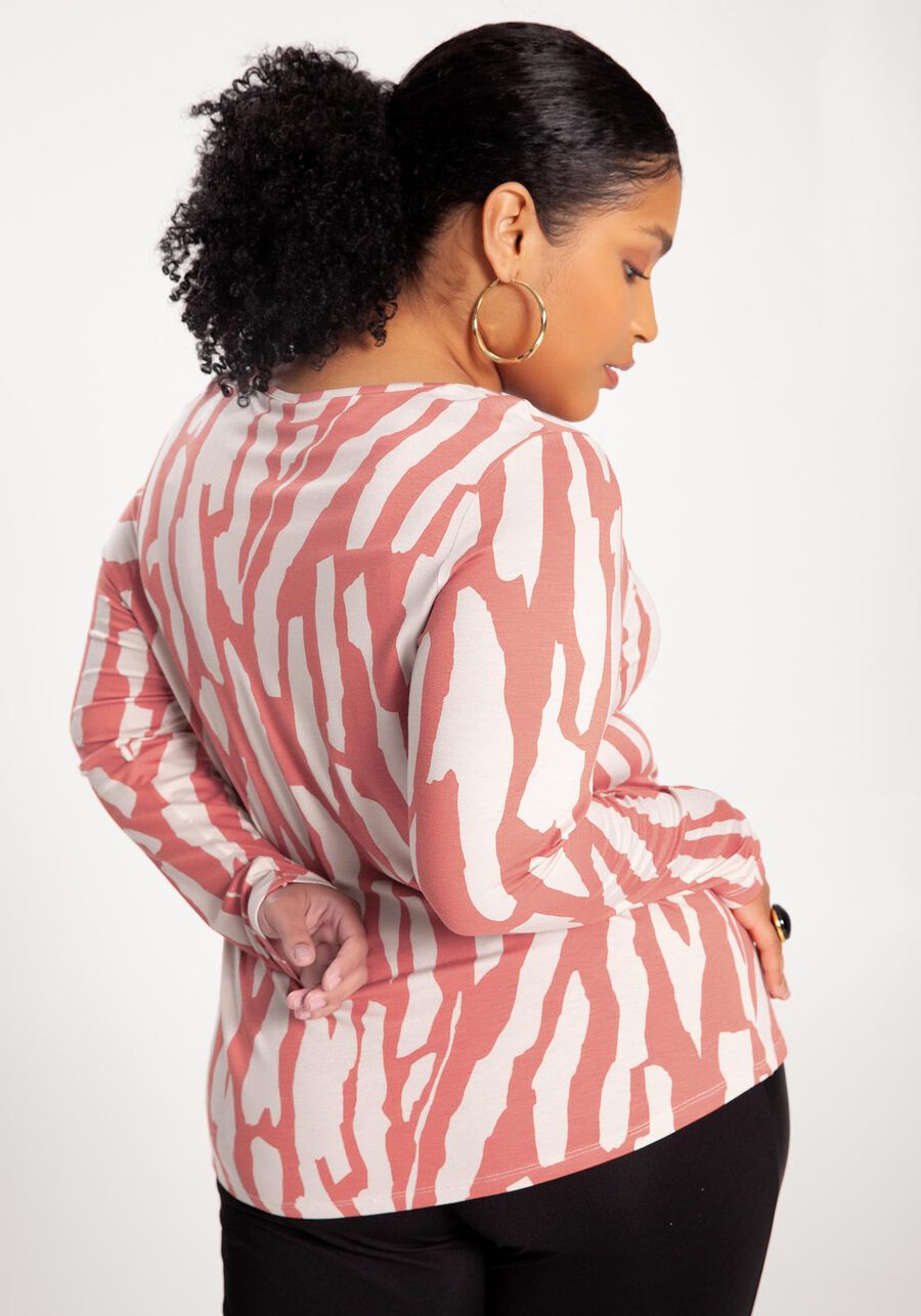 Blusa Plus Size em Viscose com Mangas Longas, MANUSCRITO LARANJA. Blusa Plus Size em Viscose com Mangas Longas, MANUSCRITO LARANJA, large.