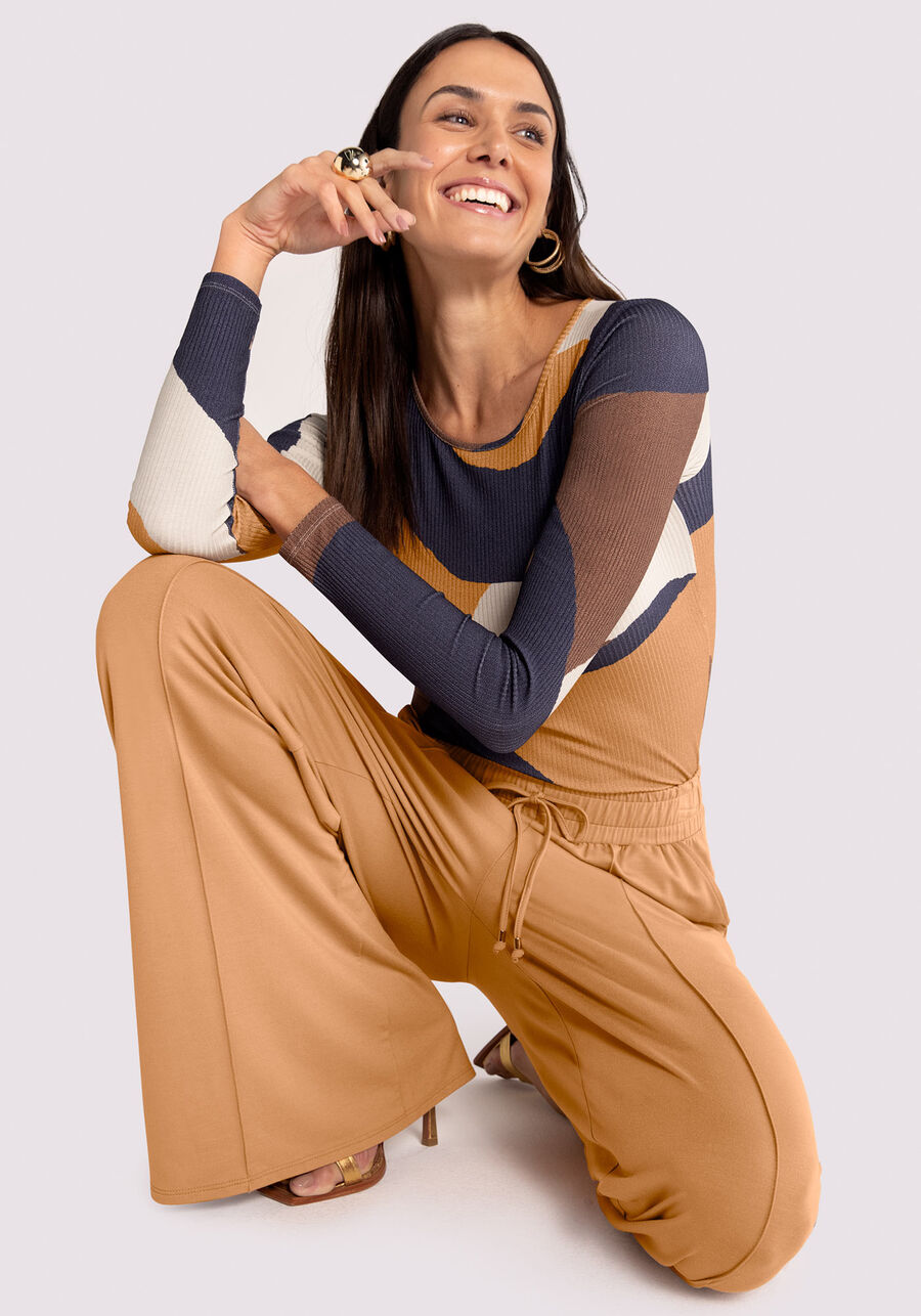 Blusa Manga Longa Canelada Estampada, DESERTO AZUL. Blusa Manga Longa Canelada Estampada, DESERTO AZUL, large.