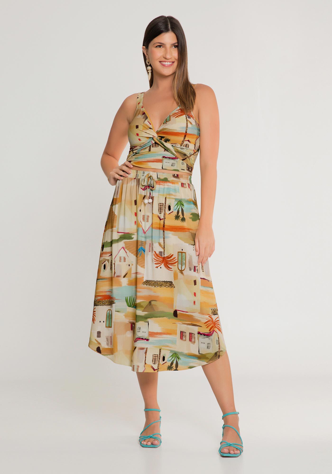 Blusa Cropped em Malha com Tor&ccedil;&atilde;o Decote, , large.