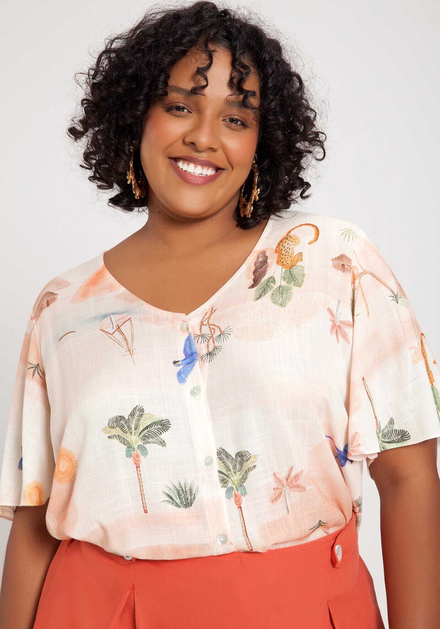 Blusas plus best sale size manga curta
