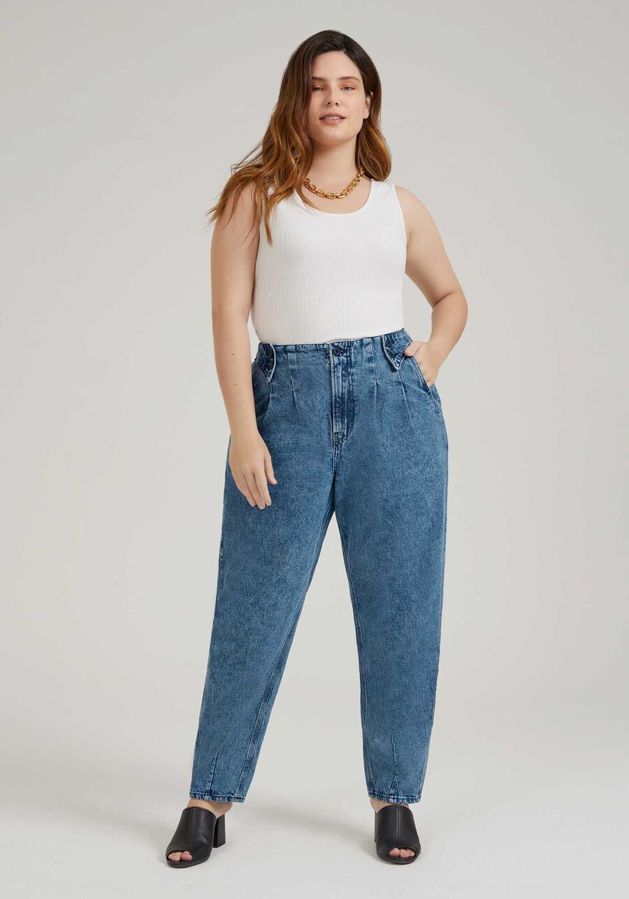 Calça Jeans Slouchy Plus Size com Recorte Cós, JEANS. Calça Jeans Slouchy Plus Size com Recorte Cós, JEANS, large.