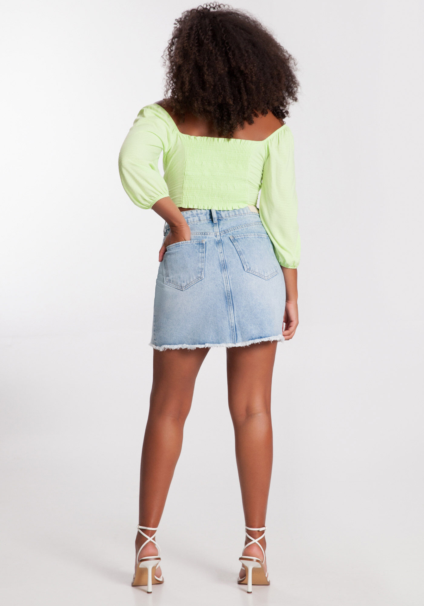 Saia jeans com salto alto sales