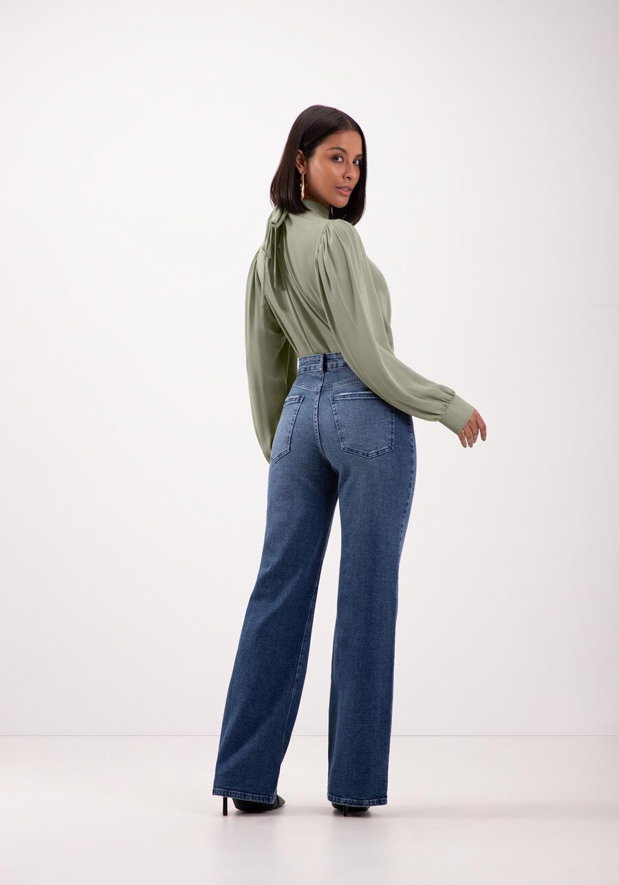 Calça Jeans Wide Leg De Cintura Alta Com Bolsos E Elastano, JEANS. Calça Jeans Wide Leg De Cintura Alta Com Bolsos E Elastano, JEANS, large.