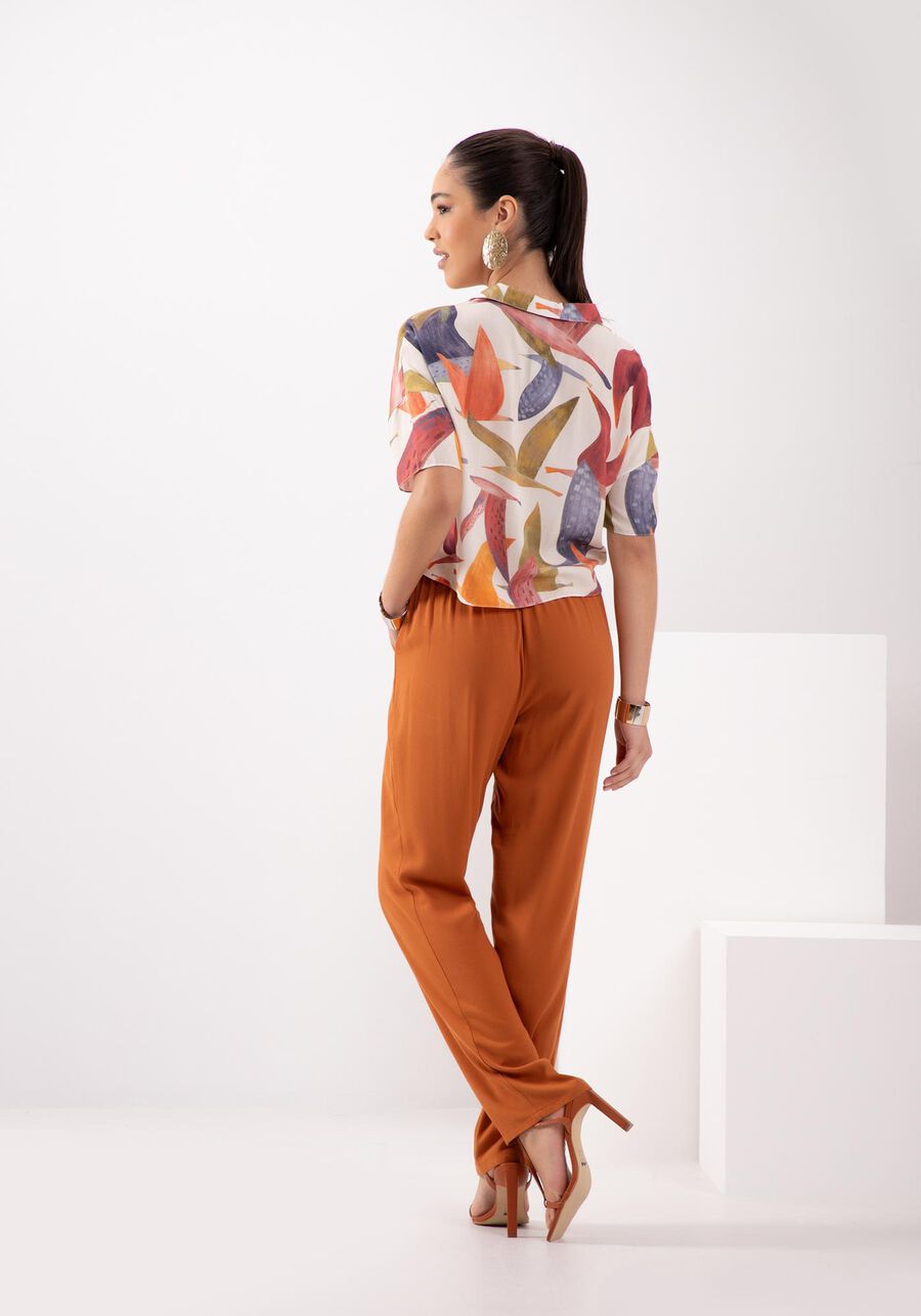 Camisa De Mangas Curtas Com Gola Clássica E Botões, . Camisa De Mangas Curtas Com Gola Clássica E Botões, , large.