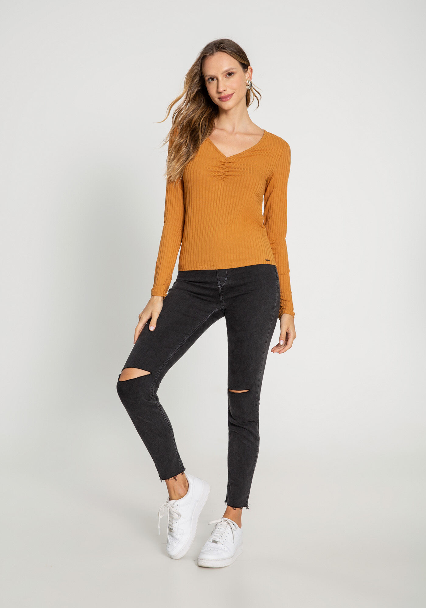 Blusa De Malha Canelada Com Mangas Longas E Decote Em V, , large.