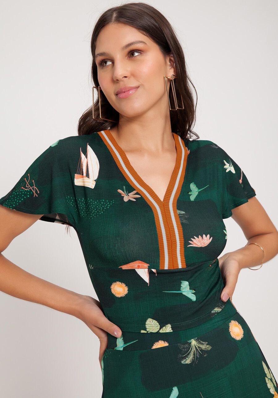Blusa Cropped Estampada com Retilínea Decote, . Blusa Cropped Estampada com Retilínea Decote, , large.