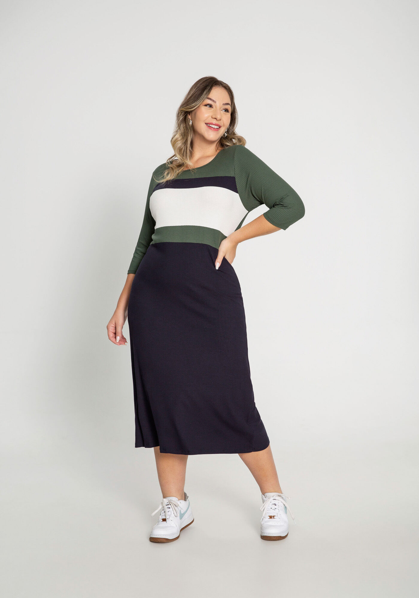 Vestido Midi Canelado com Manga 3/4 Plus Size, MARINHO IMPERIO, large.