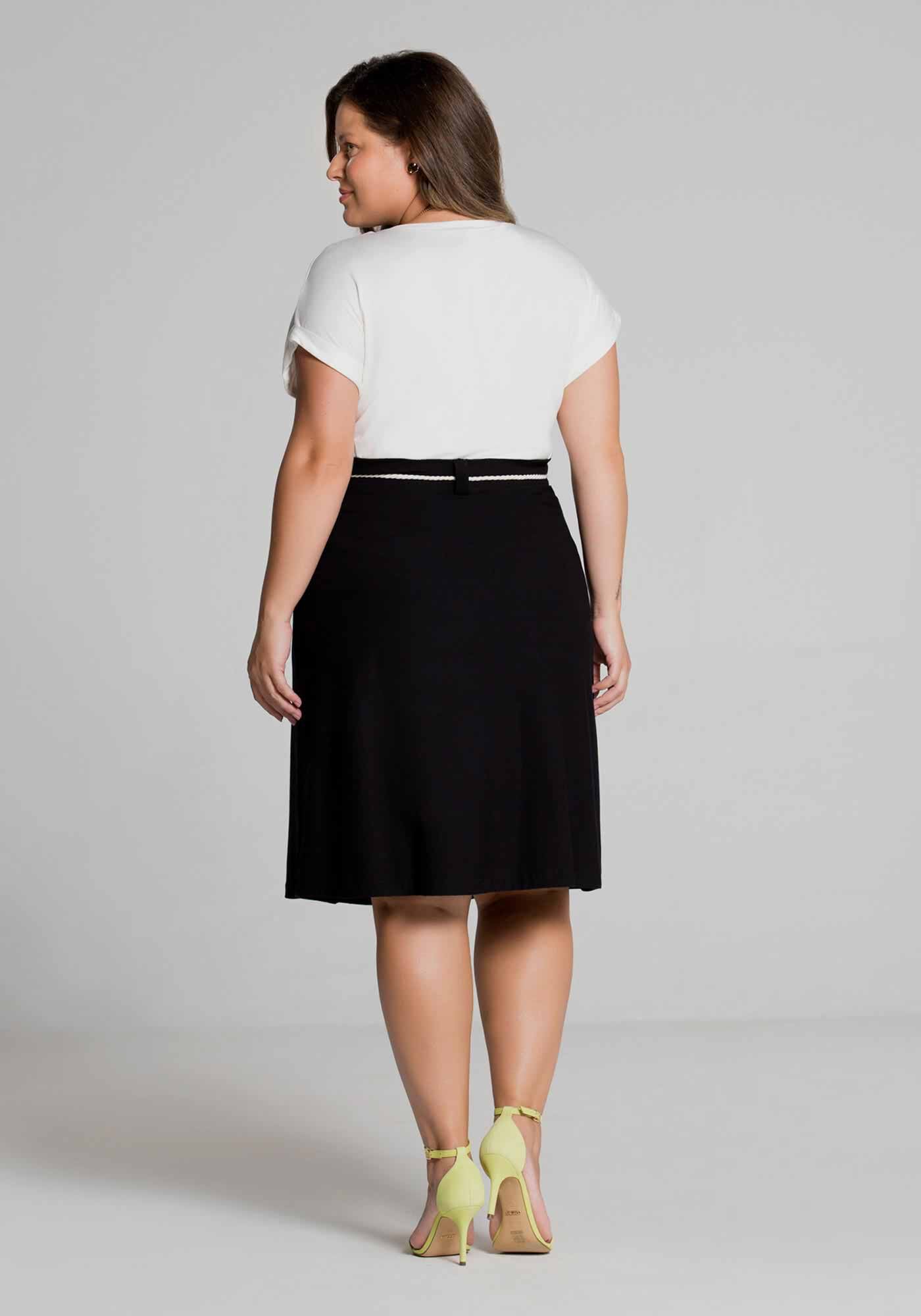 Saia midi best sale crepe preta