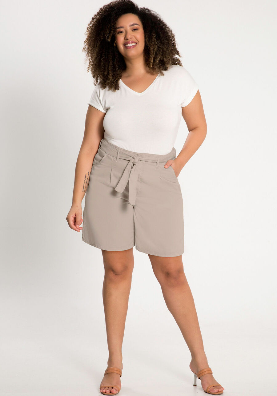 Shorts Sarja Clochard Plus Size com Cinto, BEGE DREAM, large.