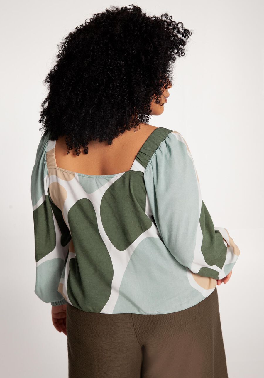 Blusa Plus Size Cropped em Viscose Estampada, GIRAFA VERDE. Blusa Plus Size Cropped em Viscose Estampada, GIRAFA VERDE, large.