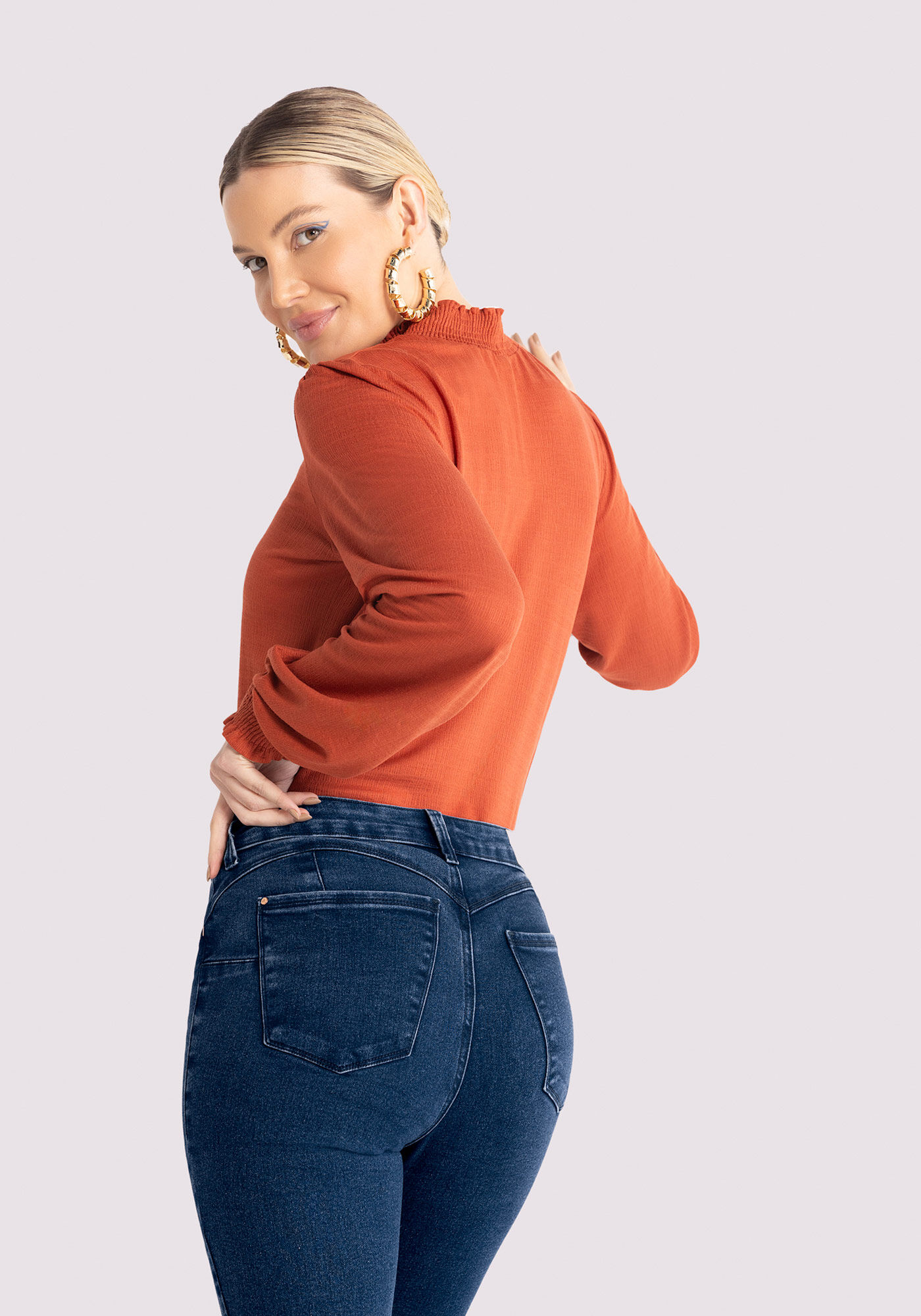 Cal&ccedil;a Jeans Skinny Chapa Barriga com Recorte Costas, , large.