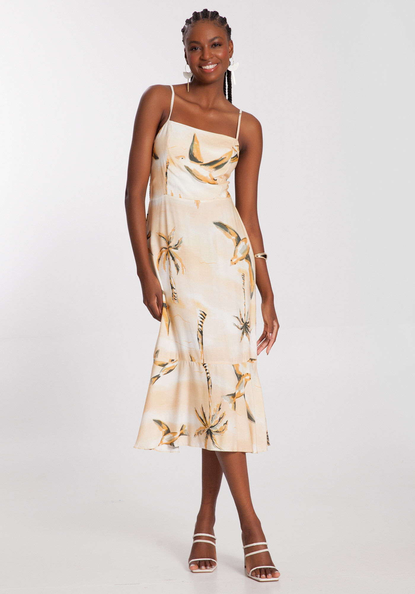 Vestido com best sale decote reto