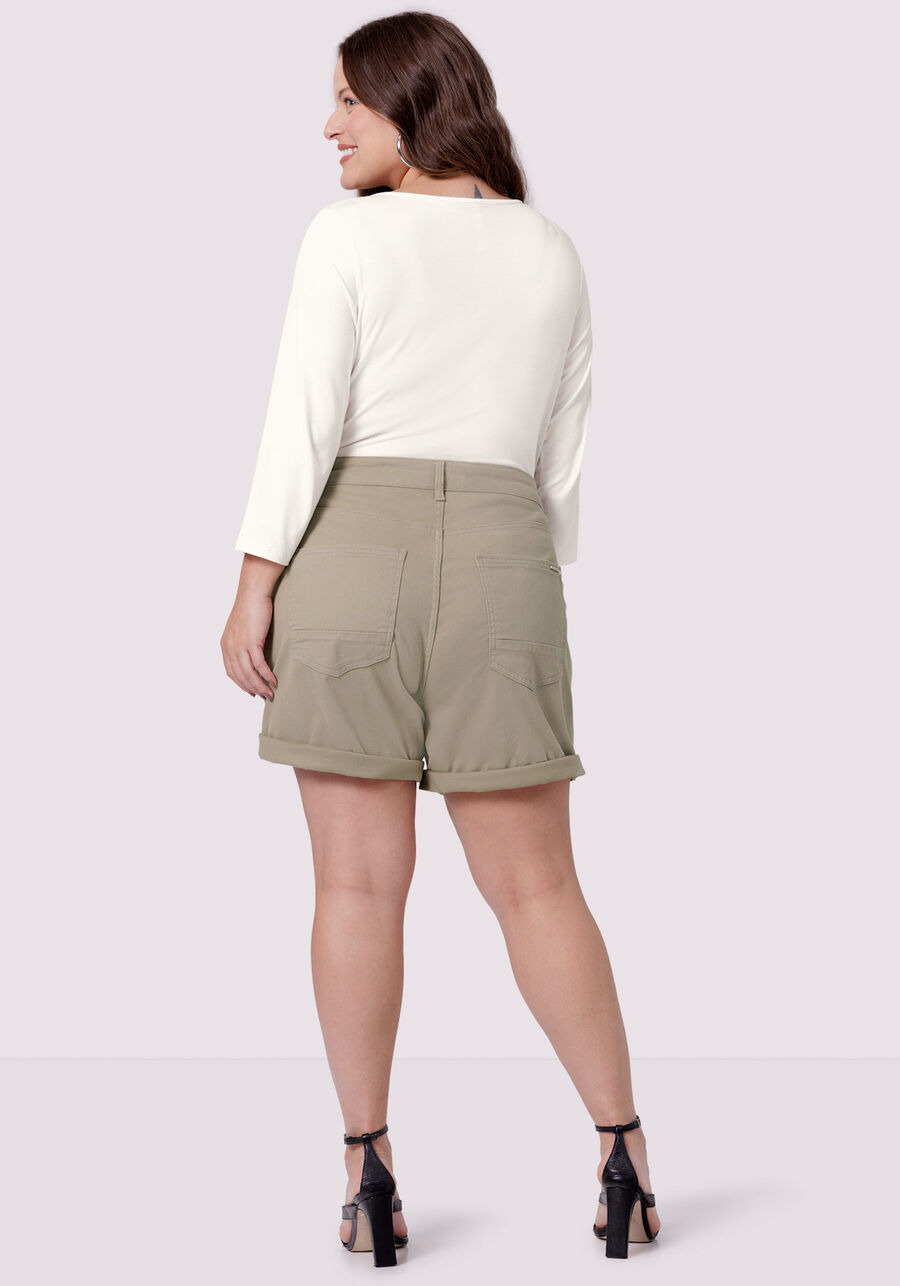 Shorts Boyfriend Plus Size Com Bolsos Em Sarja Com Elastano, . Shorts Boyfriend Plus Size Com Bolsos Em Sarja Com Elastano, , large.