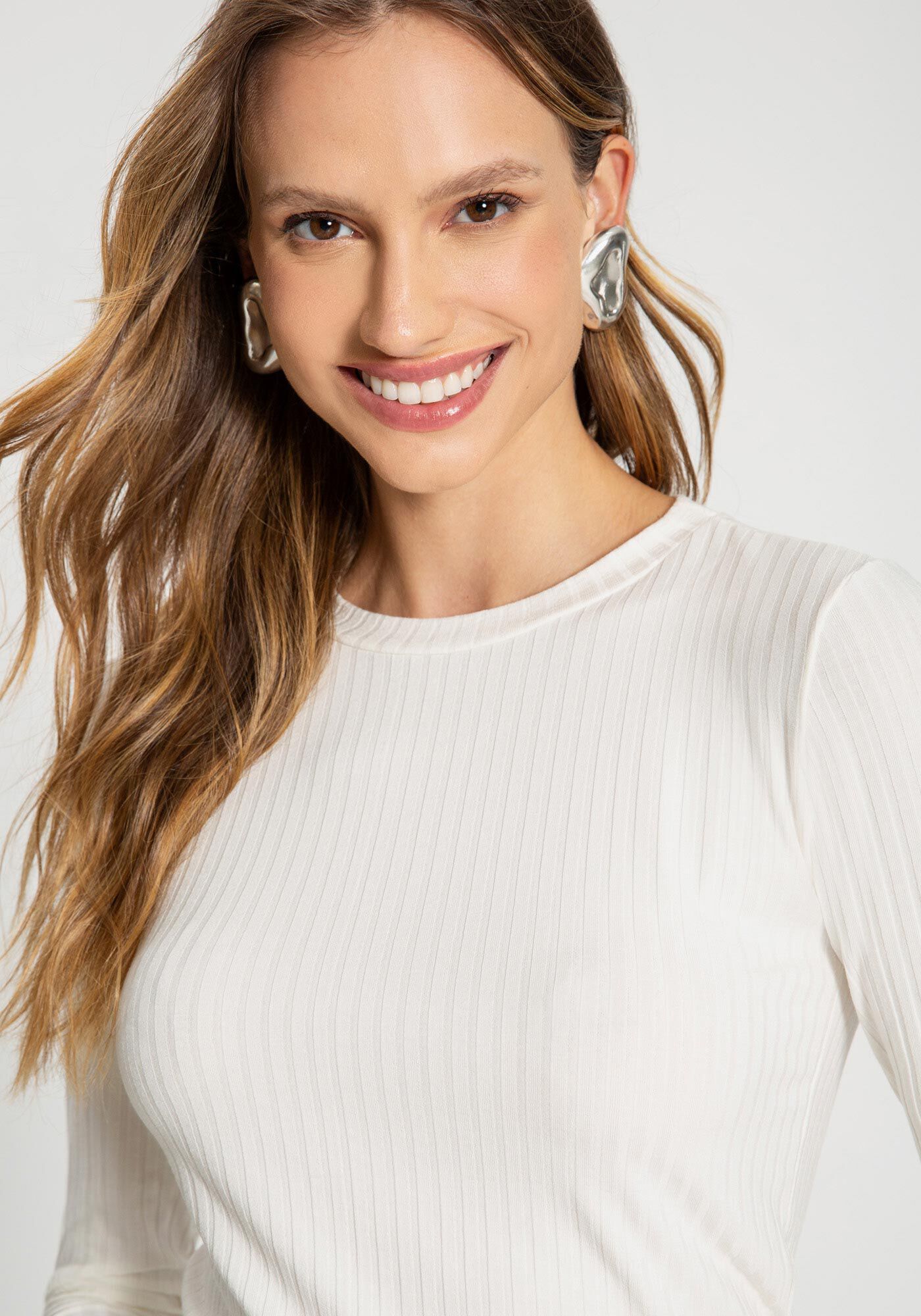 Blusa Manga Longa Canelada B&aacute;sica com Gola, BRANCO OFF WHITE, large.