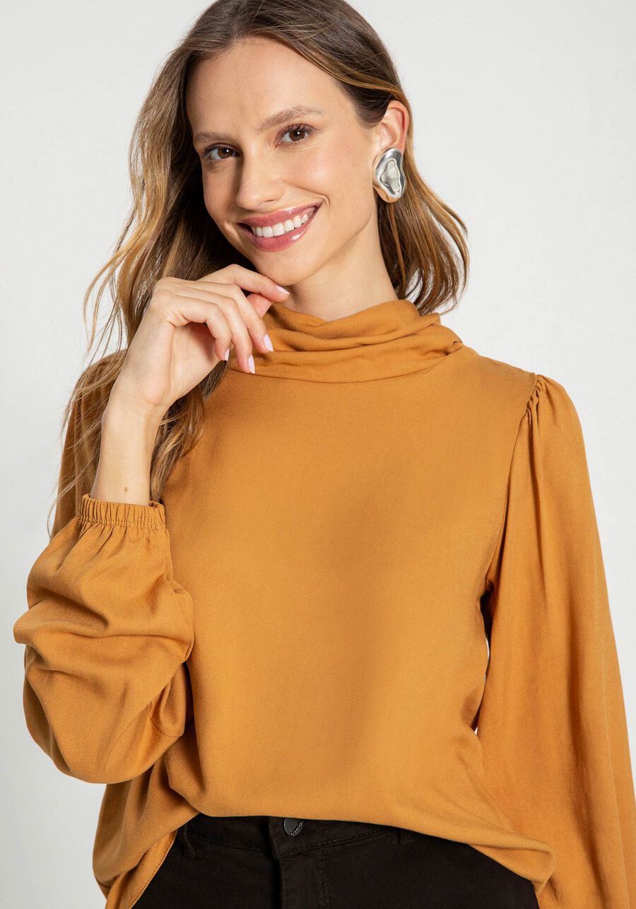 Blusa Ampla em Viscose Gola Alta, . Blusa Ampla em Viscose Gola Alta, , large.