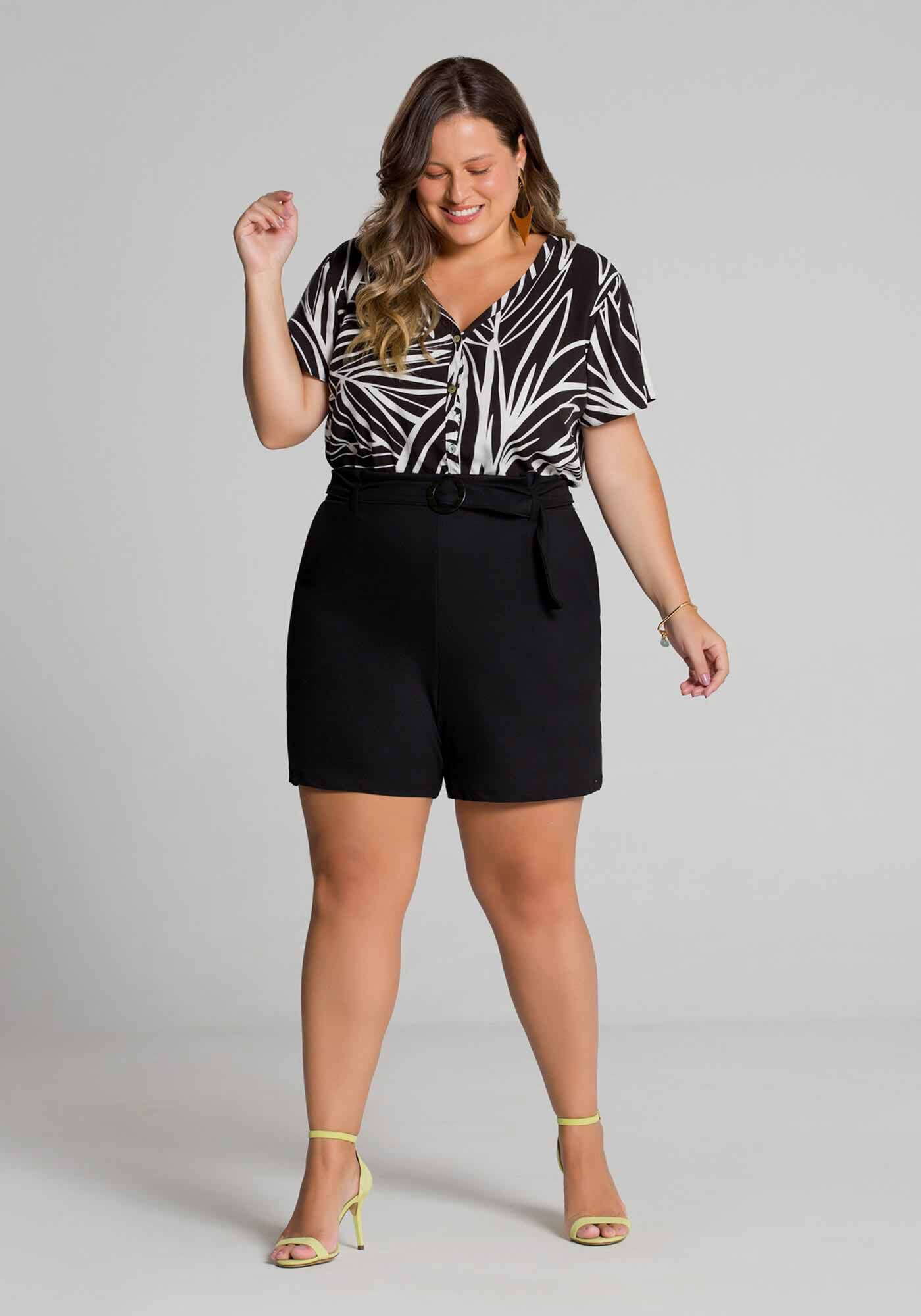 Shorts Plus Size Malha com Cinto Lunender