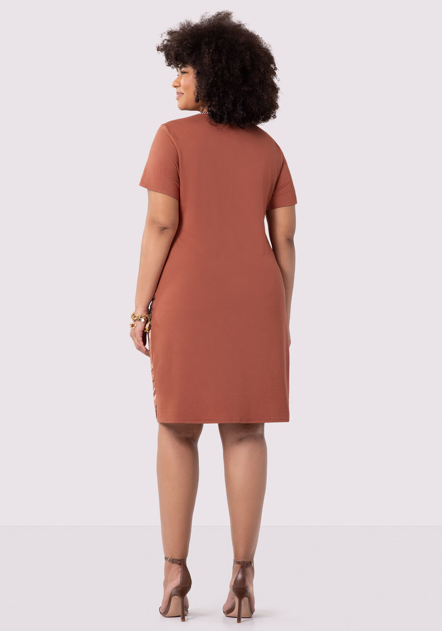 Vestido Curto Plus Size Estampado com Retilínea, . Vestido Curto Plus Size Estampado com Retilínea, , large.
