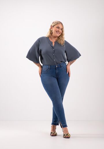 Calça Jeans Skinny Cropped Plus Size Com Barras Desmanchadas, JEANS. Calça Jeans Skinny Cropped Plus Size Com Barras Desmanchadas, JEANS, large.