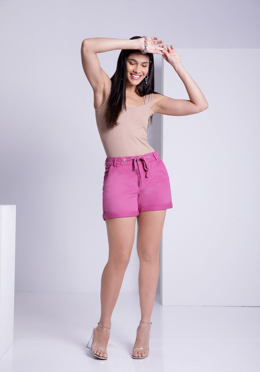 Shorts Boyfriend Em Sarja Com Elastano E Cadarço Funcional, VIOLETA TWIGG. Shorts Boyfriend Em Sarja Com Elastano E Cadarço Funcional, VIOLETA TWIGG, large.