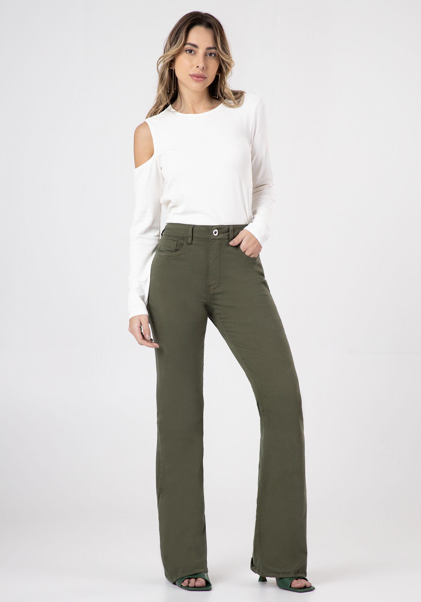 Calça flare hot sale sarja