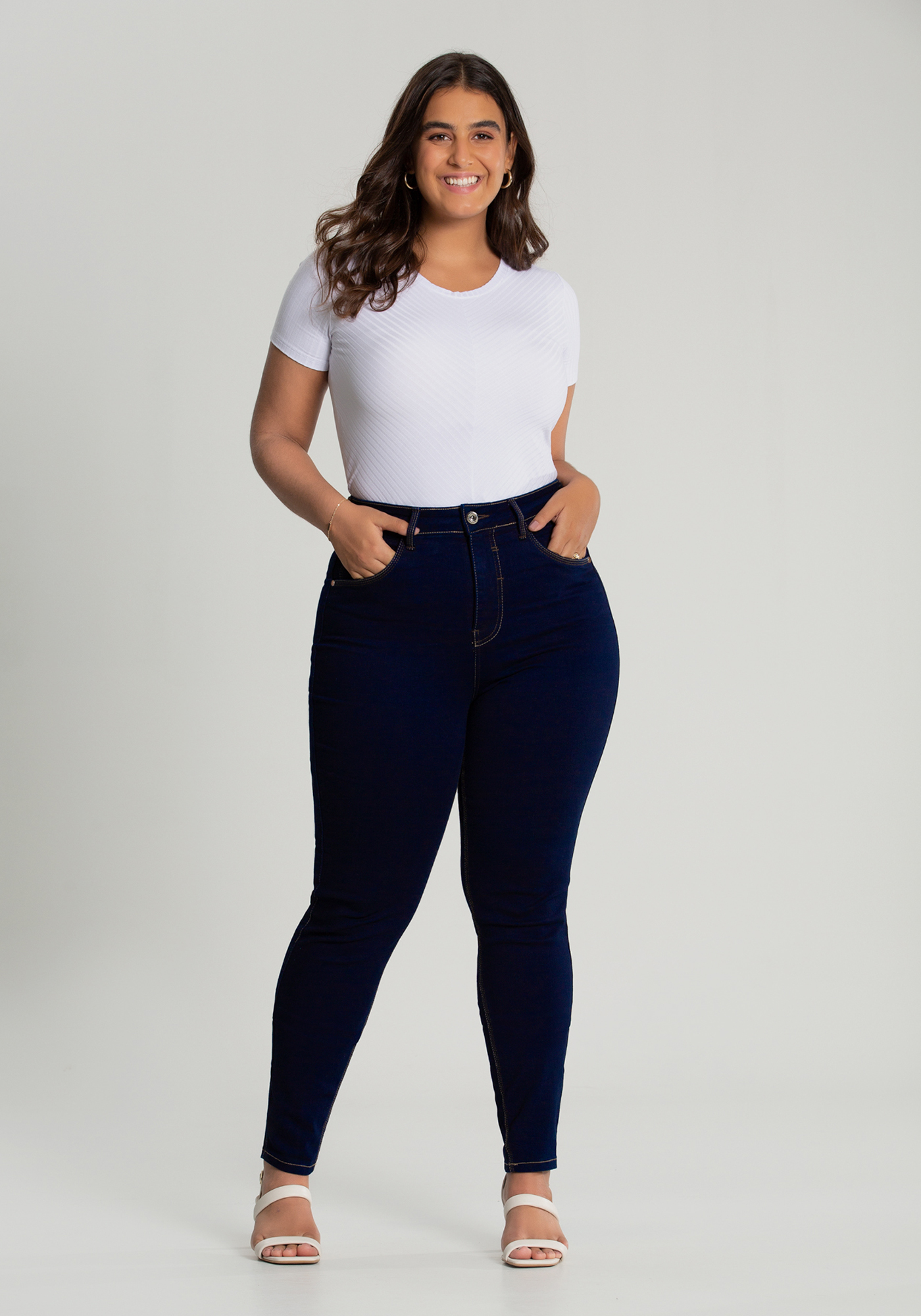 Cal a Jeans Skinny Chapa Barriga Plus Size